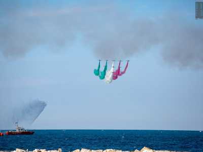 4) l�attesissima esibizione della Pattuglia acrobatica nazionale delle �Frecce Tricolori� foto 7